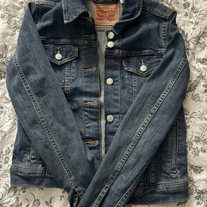 Levi's Women's Dark Blue Jean Jacket